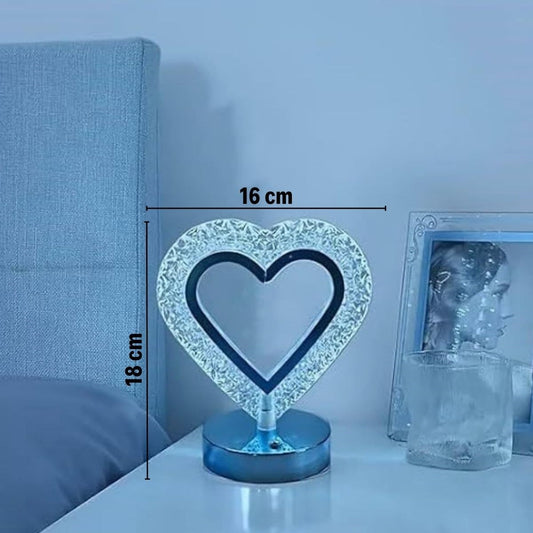 Kalp Şeklinde Kristal LED Masa Lambası – Dokunmatik, 3 Renk Işık Modlu, Şarjlı Mini Dekoratif Gece Lambası