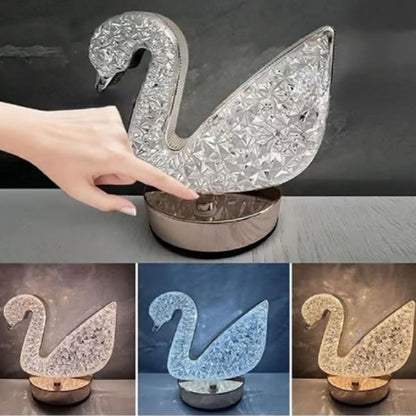 Kuğu Model Kristal LED Masa Lambası – Dokunmatik, 3 Renk Işık Modlu, Şarjlı Mini Dekoratif Gece Lambası